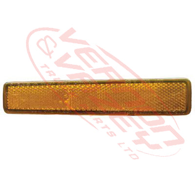 3092004-00 - REFLECTOR FOR STEP - L=R - ISUZU F- SERIES 2009-