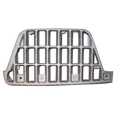 3097004-2 - STEP - ALLOY - R/H - ISUZU ELF NPR/NRR/NKR/NHR 1994-