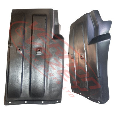 1688552-02 - MUDGUARD - R/H - NISSAN QUON 2006-
