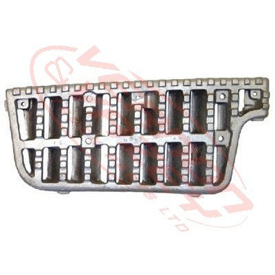 3081004-24 - STEP - ALLOY - R/H - LOWER - ISUZU GIGA CVR/CXZ/CXM/EXR 1997-